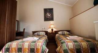Гостиница Абрамцево Хотьково Стандартный двухместный номер с 1 кроватью или 2 отдельными кроватями-4